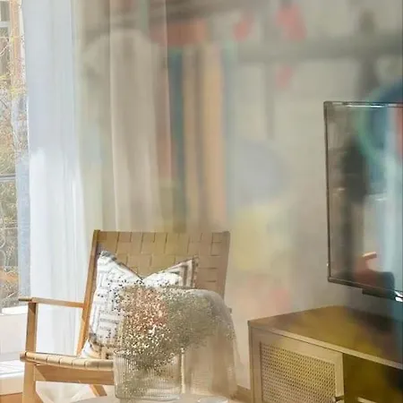 Mavili#19 Elegant Downtown 公寓 *