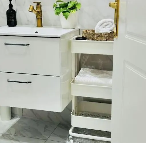 Lejlighed Mavili#19 Elegant Downtown