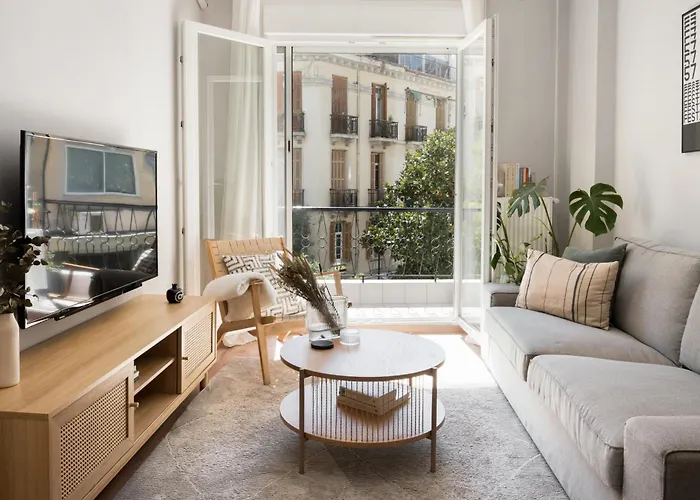 Apartment Mavili#19 Elegant Downtown
